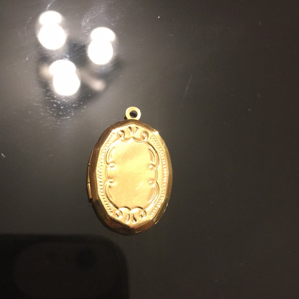 Vintage 18kt Gold Plated Antique Style Locket
